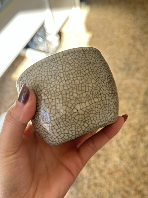 古玩陶瓷哥釉小缸真品鑒賞圖