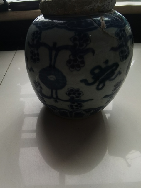 古玩陶瓷雍正青花罐真品鑒賞圖