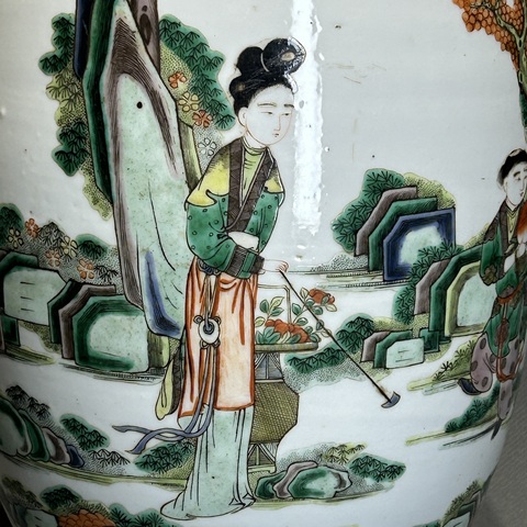 古玩陶瓷五彩人物故事紋撇口瓶真品鑒賞圖