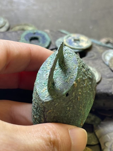 古玩銅器漢代·滿工鈴鐺真品鑒賞圖