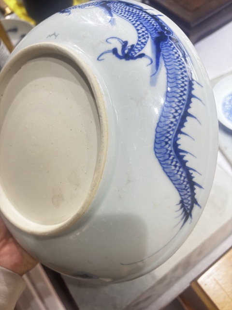 古玩陶瓷青花過墻龍紋盤真品鑒賞圖