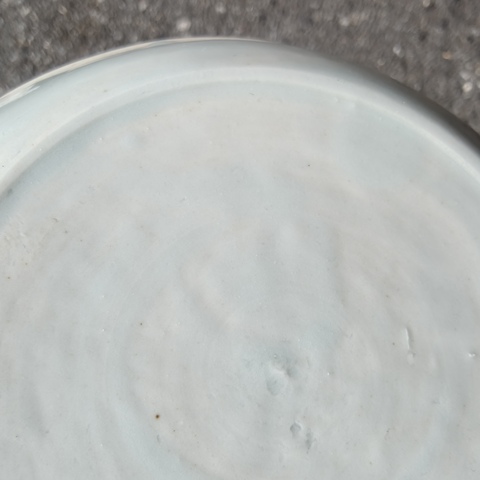 古玩陶瓷青白釉模印魚藻紋盤真品鑒賞圖