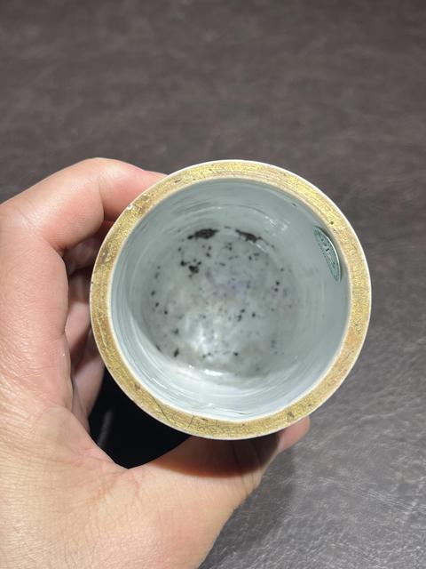 古玩陶瓷粉彩花卉詩文筆筒真品鑒賞圖