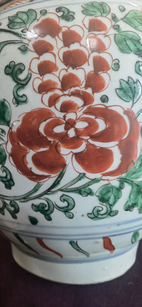 古玩陶瓷五彩鳳傳花卉紋罐真品鑒賞圖