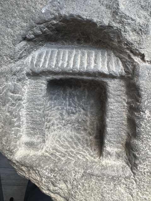 古玩雜項青石佛龕真品鑒賞圖