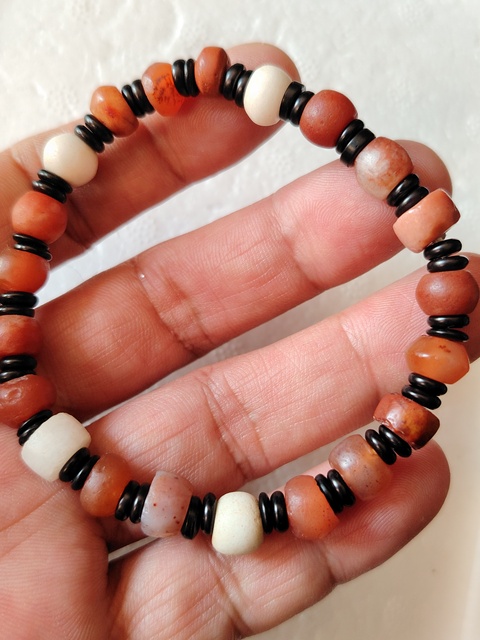 古玩玉器紅瑪瑙珠手串真品鑒賞圖