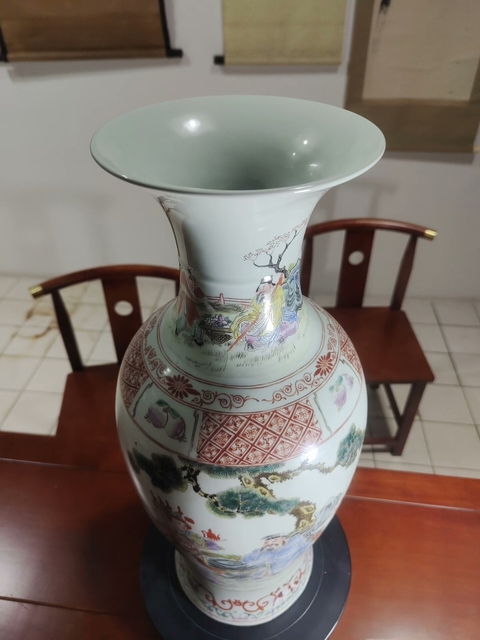 古玩陶瓷粉彩人物故事觀音瓶真品鑒賞圖