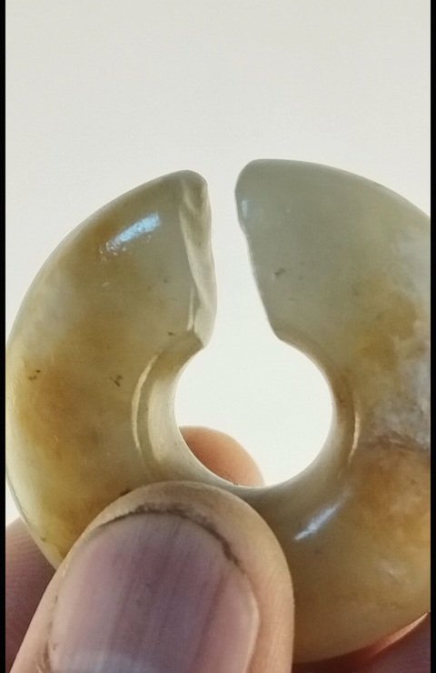 古玩玉器仿“紅山文化”玉玦真品鑒賞圖