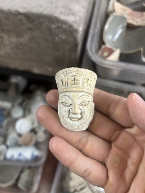 古玩陶瓷白瓷真品鑒賞圖