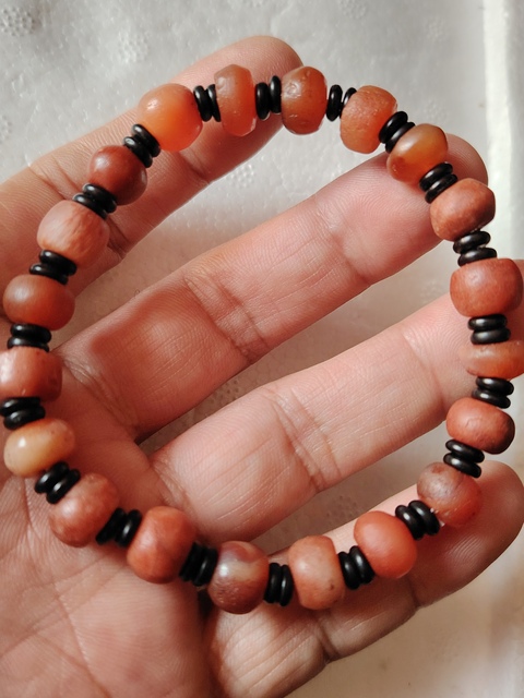 古玩玉器紅瑪瑙手串真品鑒賞圖