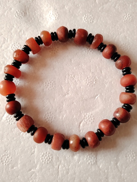 古玩玉器紅瑪瑙手串真品鑒賞圖