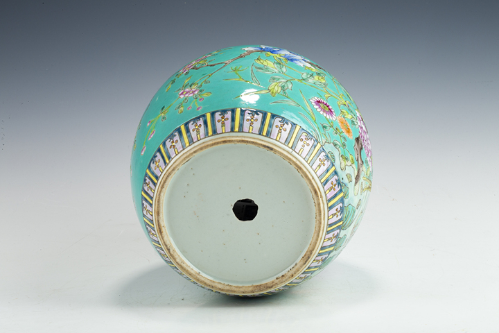 古玩陶瓷民國·松石綠地粉彩錦雞牡丹紋尊真品鑒賞圖