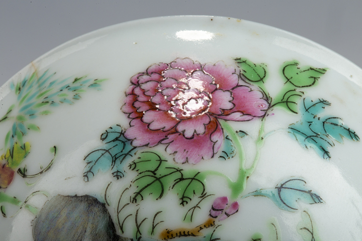 古玩陶瓷民國·粉彩癩瓜福祿紋茶圓真品鑒賞圖