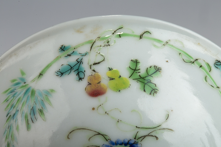 古玩陶瓷民國·粉彩癩瓜福祿紋茶圓真品鑒賞圖