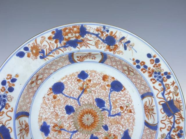 古玩陶瓷清康熙·青花礬紅描金花卉盤真品鑒賞圖