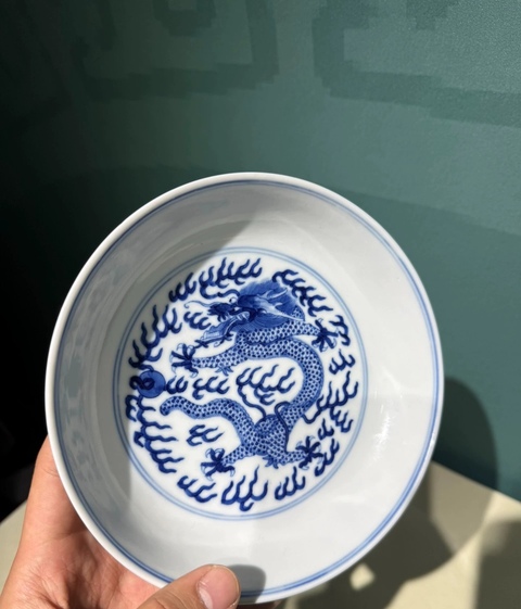 古玩陶瓷青花龍紋盤拍賣，當前價格60000元