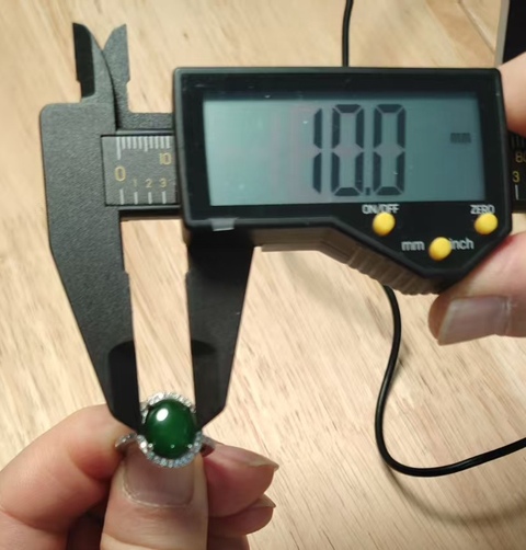 古玩玉器戒指真品鑒賞圖