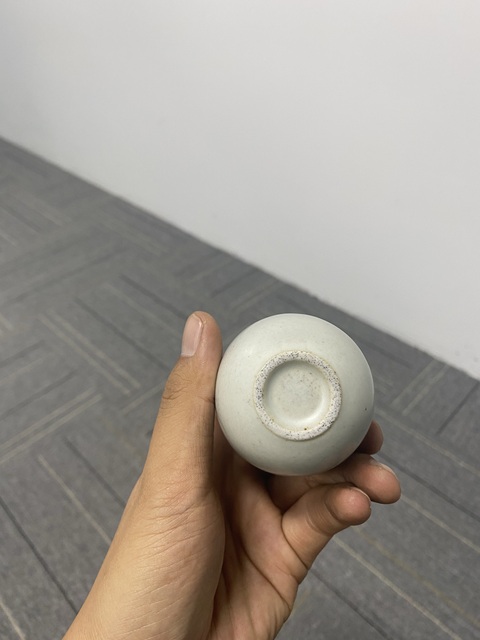 古玩陶瓷白釉瓶拍賣，當前價格2000元