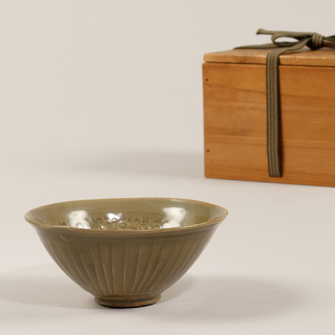 古玩陶瓷耀州窯團菊碗真品鑒賞圖