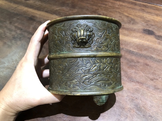 古玩銅器爐子真品鑒賞圖