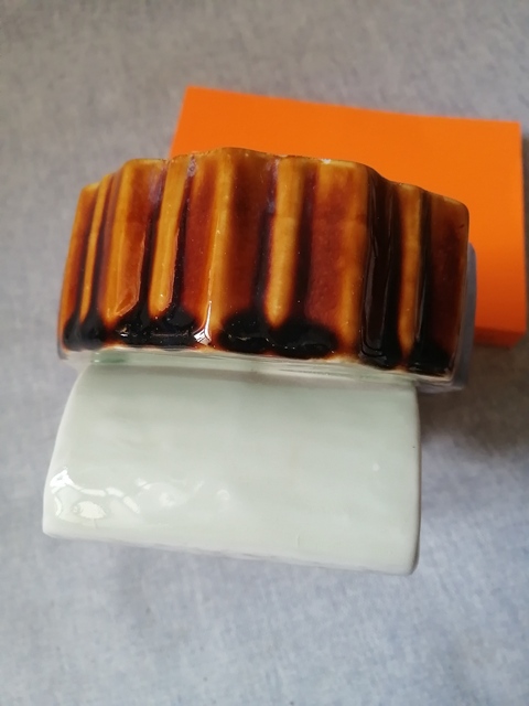 古玩陶瓷醬釉仿生水仙盆真品鑒賞圖