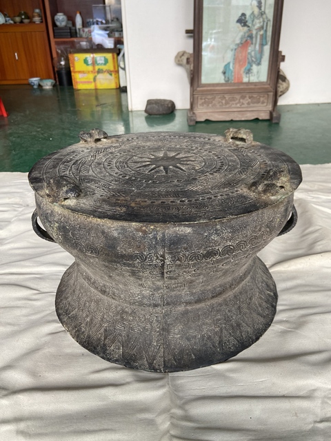 古玩銅器銅鼓真品鑒賞圖