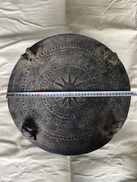 古玩銅器銅鼓真品鑒賞圖