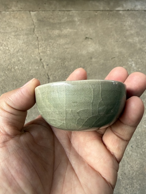 古玩陶瓷龍泉青瓷杯真品鑒賞圖