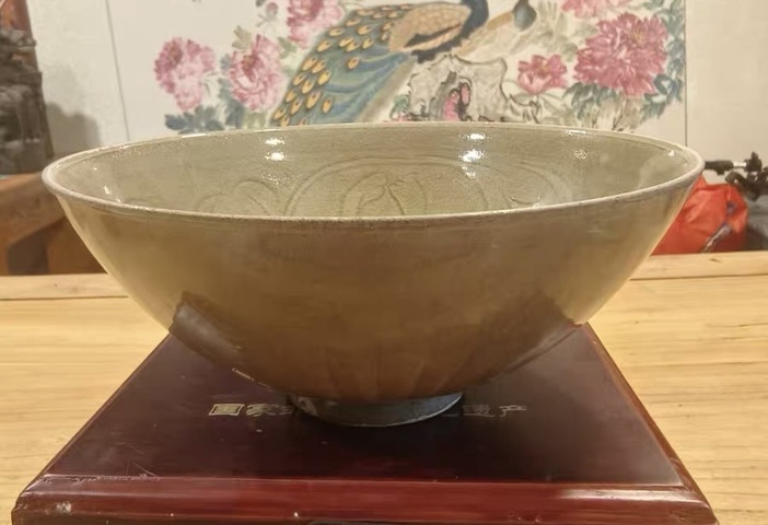 古玩陶瓷青釉碗真品鑒賞圖