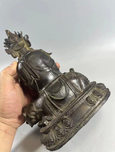 古玩銅器銅菩薩像真品鑒賞圖