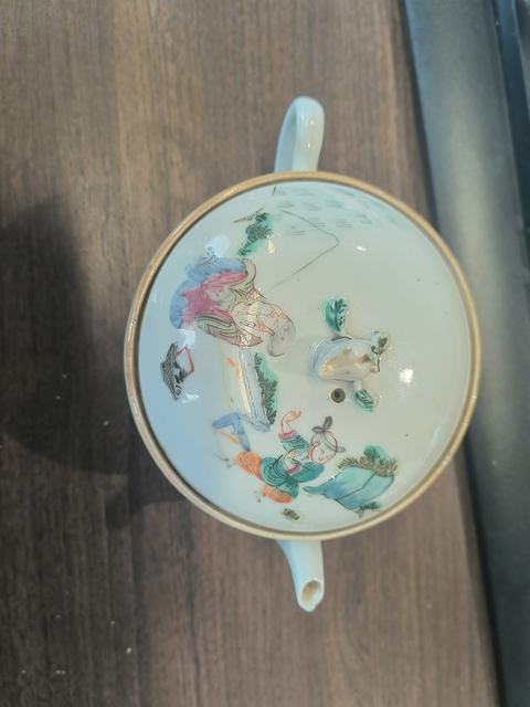 古玩陶瓷粉彩人物故事紋參壺真品鑒賞圖