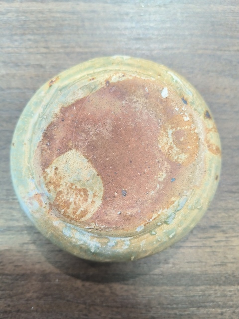 古玩陶瓷越窯青瓷褐彩杯真品鑒賞圖