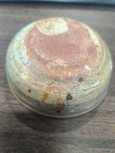 古玩陶瓷越窯青瓷褐彩杯真品鑒賞圖