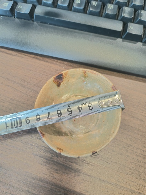 古玩陶瓷越窯青瓷褐彩杯真品鑒賞圖