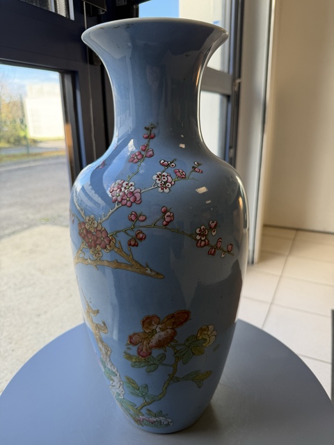 古玩陶瓷花鳥紋粉彩撇口瓶真品鑒賞圖