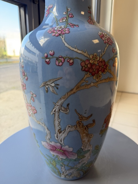 古玩陶瓷花鳥紋粉彩撇口瓶真品鑒賞圖