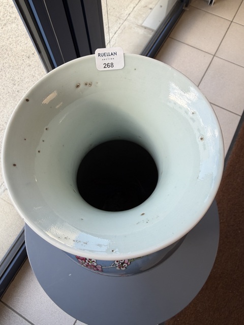 古玩陶瓷花鳥紋粉彩撇口瓶真品鑒賞圖