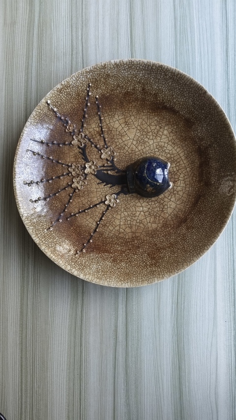 古玩陶瓷哥釉堆塑盤拍賣，當前價格860元