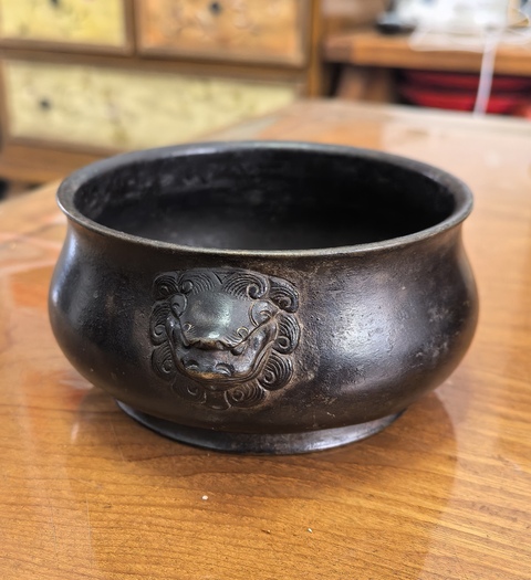 古玩銅器銅獅耳爐真品鑒賞圖