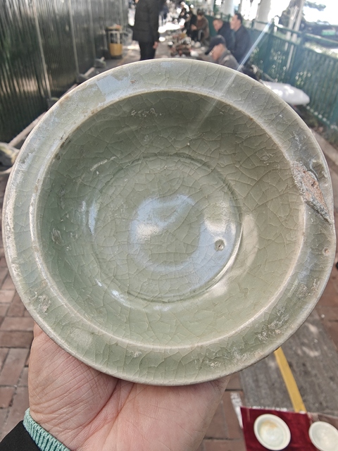 古玩陶瓷龍泉青瓷折沿洗拍賣，當前價格888元