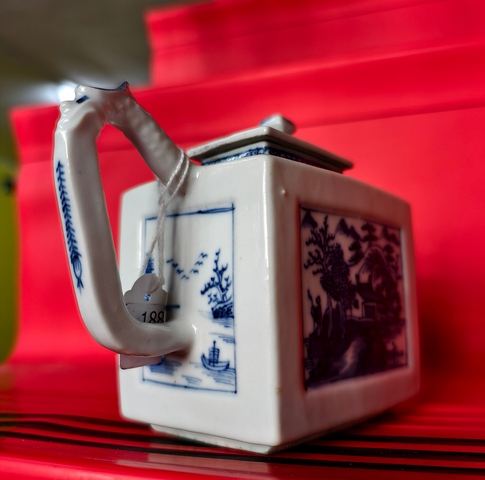 古玩陶瓷清乾隆 青花山水紋壺真品鑒賞圖