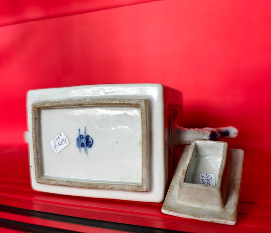 古玩陶瓷清乾隆 青花山水紋壺真品鑒賞圖