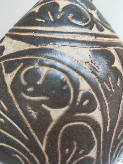 古玩陶瓷褐釉刻花玉壺春瓶真品鑒賞圖