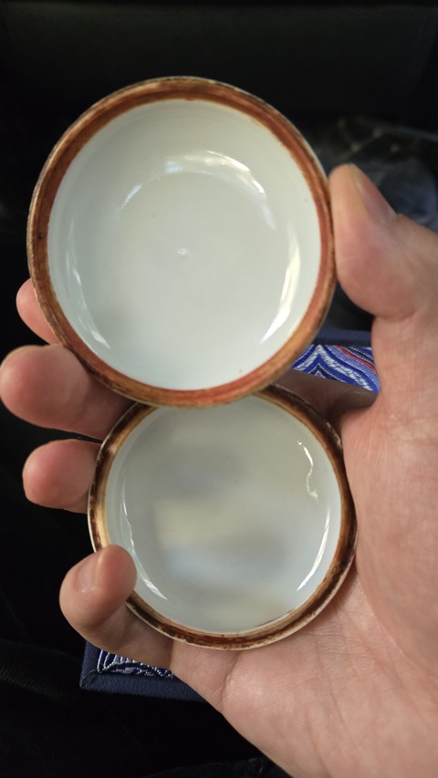 古玩陶瓷礬紅龍紋印盒真品鑒賞圖