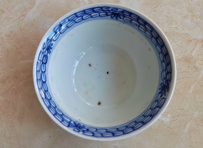 古玩陶瓷青花山水詩文茶圓（日本）真品鑒賞圖