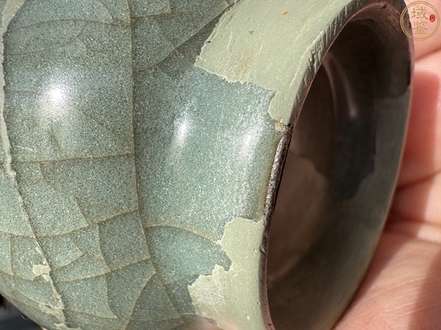 古玩陶瓷青瓷瓶真品鑒賞圖