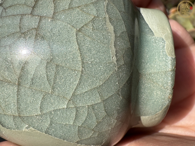 古玩陶瓷青瓷瓶真品鑒賞圖