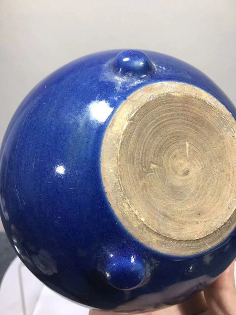 古玩陶瓷祭蘭釉三足爐拍賣，當(dāng)前價(jià)格0元