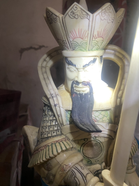 古玩雜項(xiàng)牙骨尉遲敬德像真品鑒賞圖