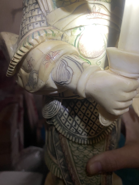 古玩雜項(xiàng)牙骨尉遲敬德像真品鑒賞圖